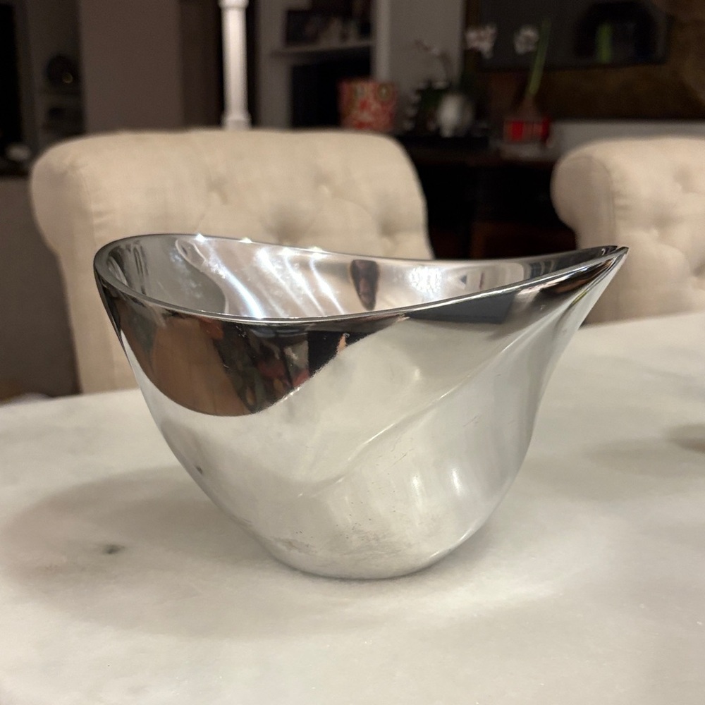 Nambe  Twist Bowl 7" #736